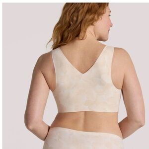 Evelyn & Bobbie Defy Bra NWT Sz Medium Champagne Ginko Pattern